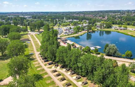 Cosy caravan in Billing Aquadrome - Photo 18