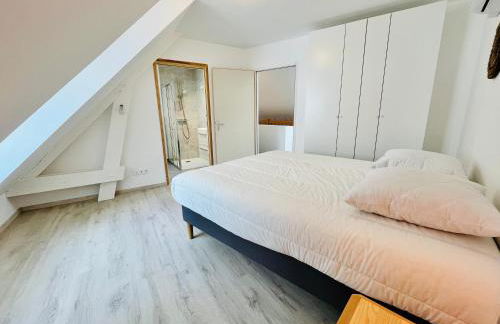 Hypercentre, spacieux, lumineux, la Maison du Rempart - Photo 12