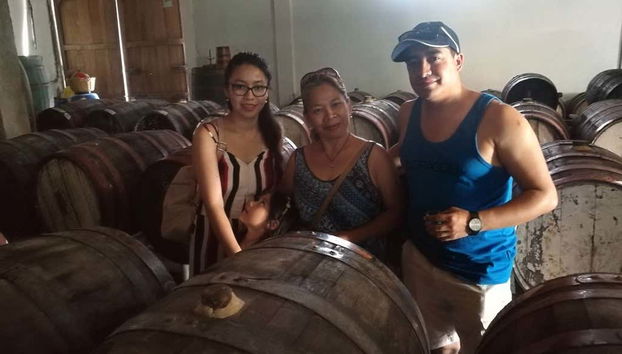 Visitando las bodegas