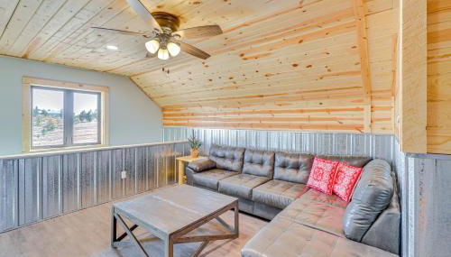 Balcony and Views Sturgis Twin Peaks Cabin - Foto 4