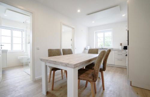 Sonnenterrasse - Helle & moderne Ferienwohnung am Meer - Foto 7