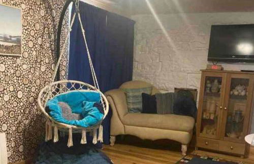 1 Bedroom -Sleeps 3-Dog friendly-Garden-Riverside - Photo 5