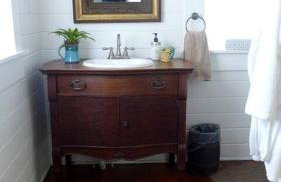 Serene Tiny House with a Big Charm for Glamping in Virginia - Photo 14