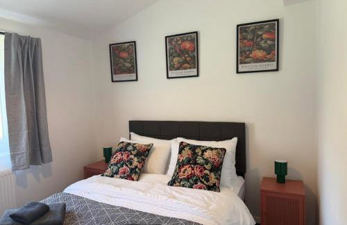 Gatwick 2 Bed Apartments Free Parking - Foto 52