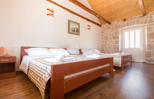 Apartment Janet - Photo 3