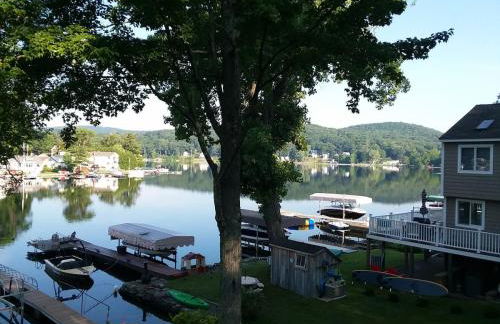 Waterfront Cottage at Highland Lake with Dock - Foto 6