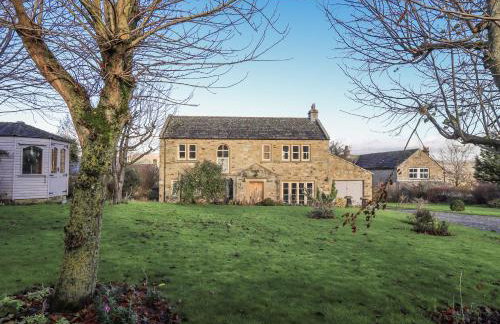 Orchard House - Photo 1