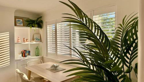 Harbourside garden flat with parking - Photo 3