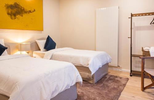 ALEXA Spacious Design Apart up to 10 persons - Parking - Superfast Wifi - Foto 29