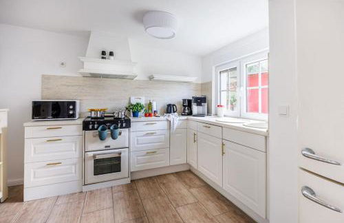 Ferienhaus Goldene Zeit I Terasse I Parkplatz I 3 SZ I 2 Bäder I 2 min zum See - Photo 10