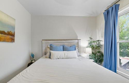 Luxe Family Escape with Games Hot Tub and Yard - Foto 28