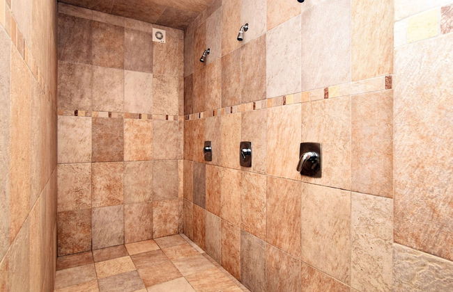 Unique Holiday Home with Pool near Park & Ski Area - Photo 13