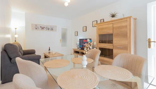 Pet Friendly Apartment In Torrevieja - Foto 3