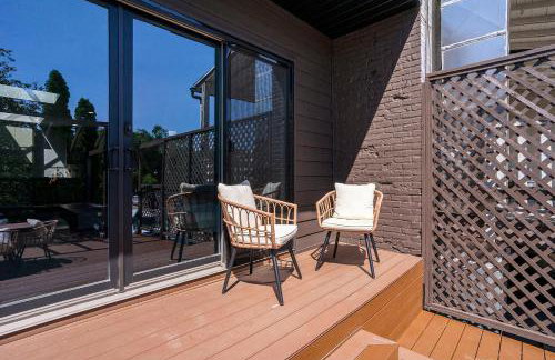 NEW Love Mi Getaway Loft with Deck on Washington Ave 110 - Foto 26