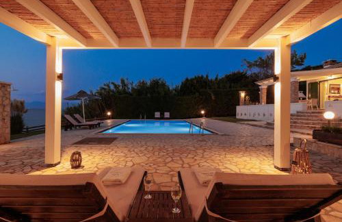 Beachfront Villa Dionysos - With private beach - Foto 38