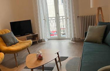 Appartement T4 70m2 - meublé - centre ville - proche Thermes - Foto 3