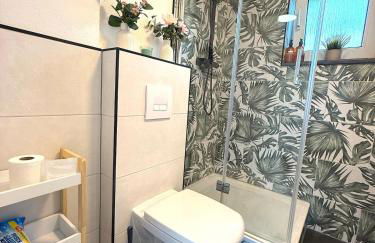 R&S-Homes-2025-Kitchen,Balcony,TV - Foto 6