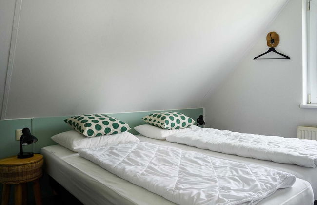 House With Sauna, Outdoor spa and Pedal Boat in Vlagtwedde - Photo 35