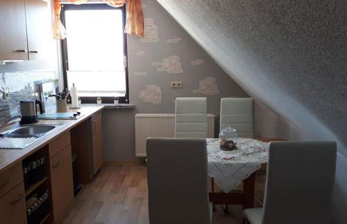 gemütliche große Wohnung in ruhiger Lage - Foto 4