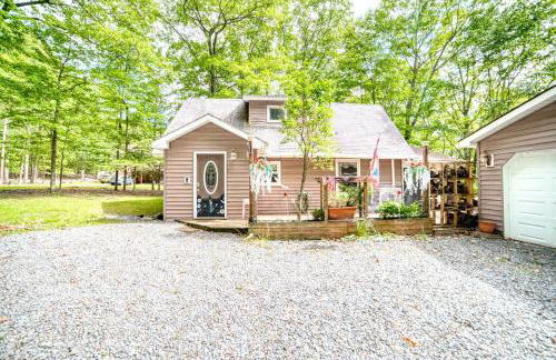 1mi to Lake Wallenpaupack | Firepit | Pet Friendly - Foto 4