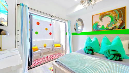 D- Hip & Stylish NoHo Family-Friendly Home near Universal & Hollywood with Patio - Hot Tub - Games - & Parking - Foto 4