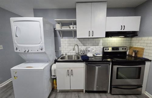 2 King Beds Near Airport - The Silver Hideaway - Foto 12