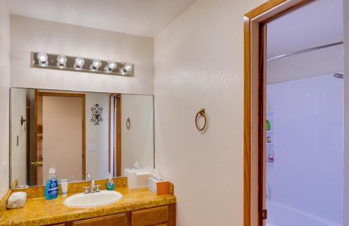 Breezy and Central Monterey Apt with Bay View! - Foto 19