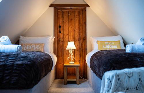 The Threshing Barn - Stunning 5 Bedroom Retreat! - Foto 108