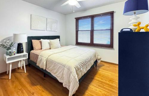 Riverfront Retreat - Right next to the White River - Foto 17