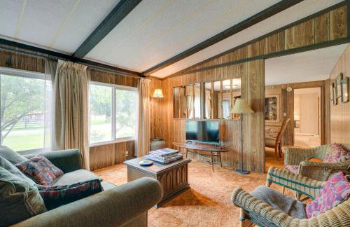 Cozy Salmon Home with Mountain Views and River Access - Foto 1