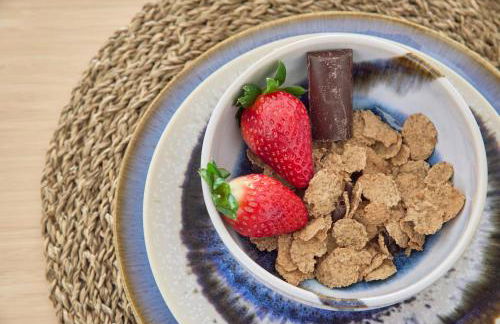 Spacious Apt Near Beach & Train, By TimeCooler - Foto 18