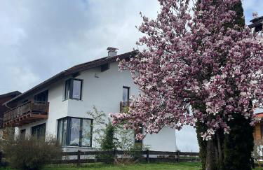 Architect-Apartments 80qm 3 Schlafzimmer, integrierter Küche und Bad, 2min von A8, Garten mit Sitzgruppe, ruhig und modern - Foto 3