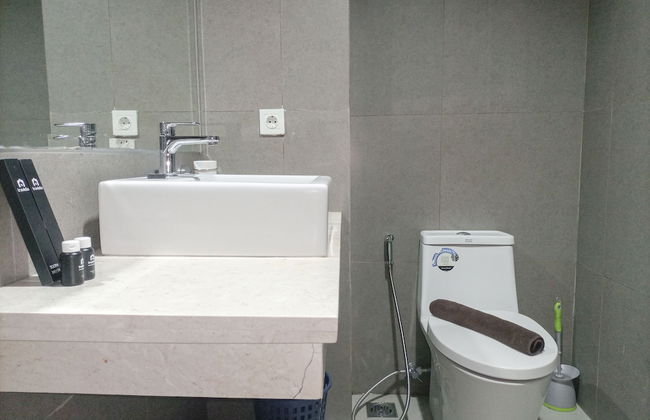 Elegant And Comfortable Studio Patraland Amarta Apartment - Photo 23