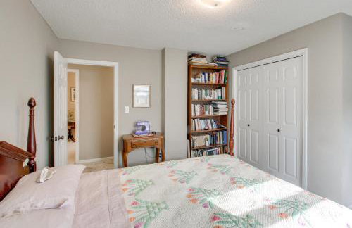 2 Mi to KU Campus Group Getaway with Patio and Garden - Photo 19