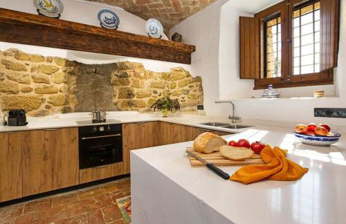 Casa Torre Cruilles Big, Stylish, Modernized 'Castle' Prime Costa Brava with AC - Foto 15