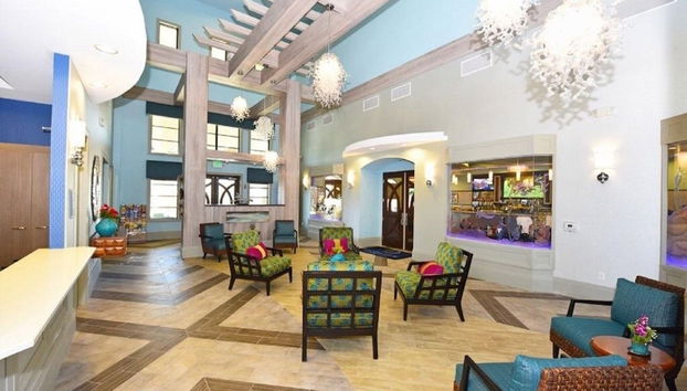 Star Wars 7 Bed Pool Home With Game Room 7 Bedroom Home by RedAwning - Foto 2, Zona de estar del vestíbulo