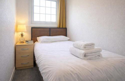 Peaceful Family & Workers Home Near Train Station - Foto 15