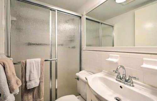 Condo with Pool Access Walk to Shopping and Beach! - Photo 15