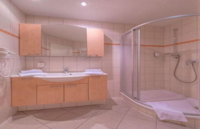 Elegant Eingerichtete Ferienwohnung - Photo 7