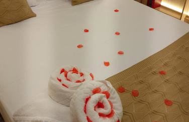 Refúgio romântico com Jacuzzi só sua! Espumante de cortesia! - Photo 8