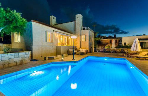 Villa Anna Maria - 3 Bedroom, Private Pool - Sleeps 8 - Photo 2