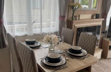 Acres Corner Retreat Inc Hot tub at Tattershall Lakes Country Park - Foto 10