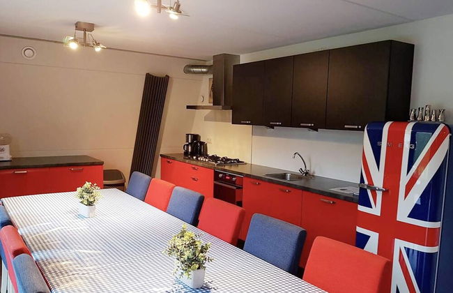 Spacious Holiday Home in Noordwolde With Garden - Photo 9