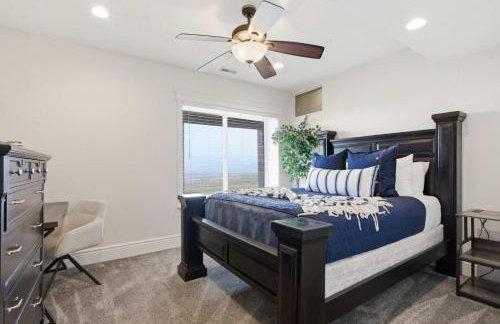 Private Family Home with Hot Tub - Foto 30