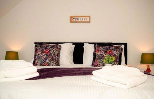 Willoughby Cottage - Rustic Retreat in Crieff - Photo 3