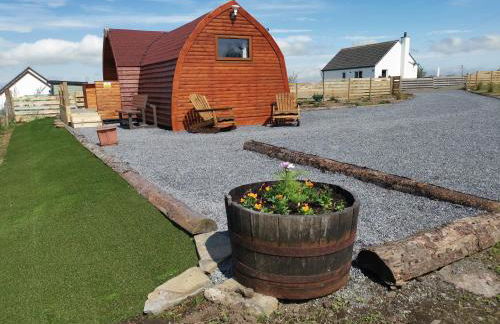 Achmeney Glamping larger than Average pod - Photo 2