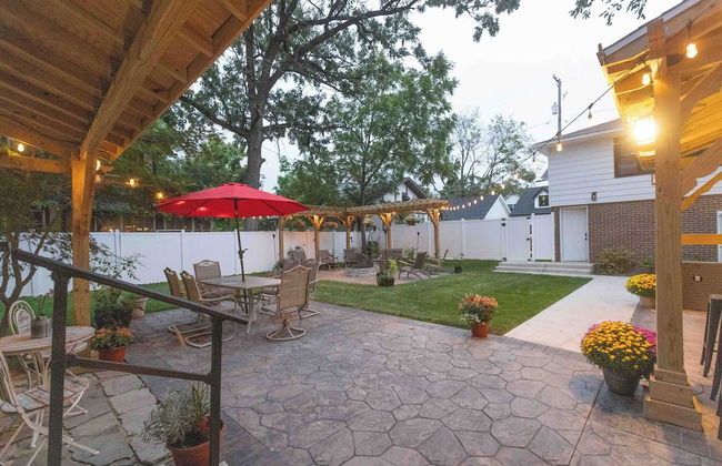 4 BDR Lake Geneva Estate Across From Beach! - Foto 46