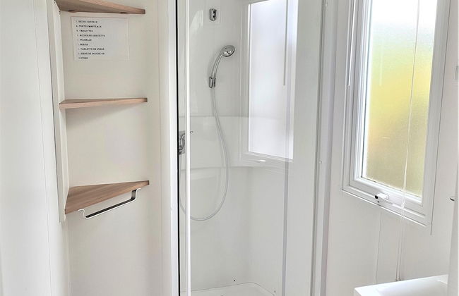 Swanky Mobile Home in Saint Jean de Monts - Foto 13