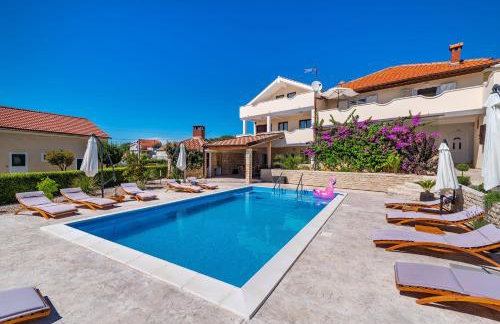 Merita Apartments with Pool - Photo 1