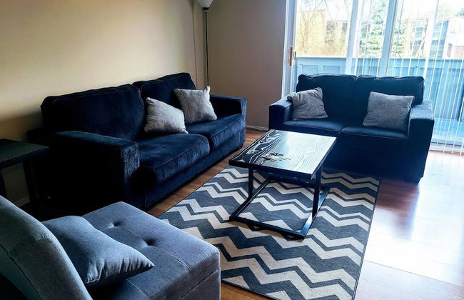 Amazing Clean Large Parking Long Term Avail - Foto 34